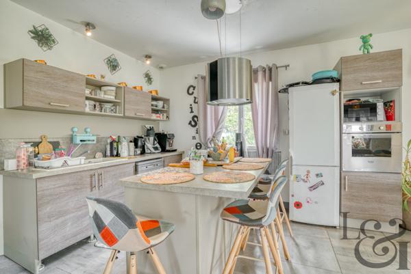 Maison de plain-pied à Sainte-Livrade-sur-Lot (Lot-et-Garonne, 47 )