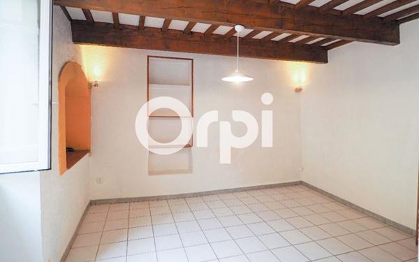 Maison à vendre    3 pièces •  Valréas