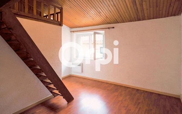 Maison à vendre    3 pièces •  Valréas