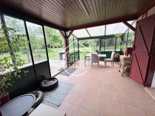 LAMONZIE SAINT MARTIN : Charmante maison 5 pièces de 113m² avec jardin et chalet