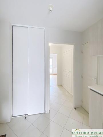Genas appart T3 64m² jamais habité +Garage Double