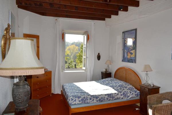 Bourgoin-Jallieu (38300) TRAMOLE, maison bourgeoise de 267 M2 et terrain de 2500m2