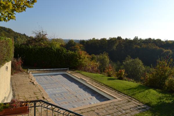 Bourgoin-Jallieu (38300) TRAMOLE, maison bourgeoise de 267 M2 et terrain de 2500m2