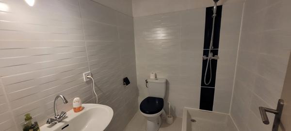 Maison de plain-pied avec 4 chambres, jardin sans vis-à-vis et proche des commodités