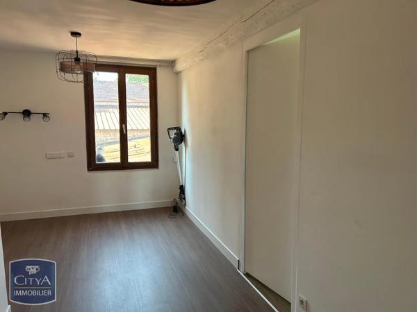 Maison à louer 3 pièces 86.9m² Chézy-sur-Marne (02570)