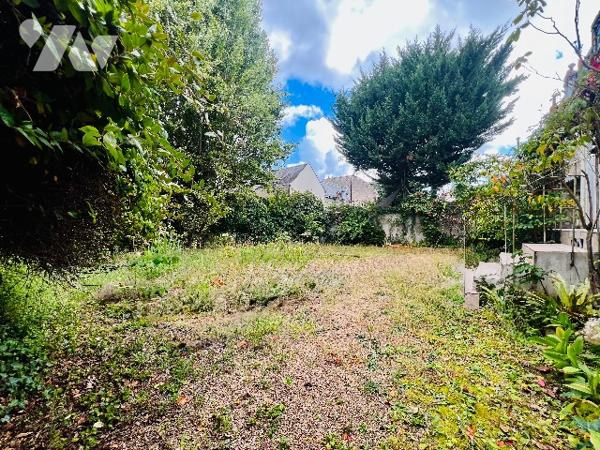 PREBENDES / RABELAIS
Proche toutes commodités, transports en commun et lieux d'études.