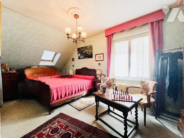 PREBENDES / RABELAIS
Proche toutes commodités, transports en commun et lieux d'études.