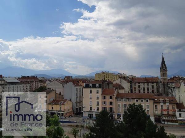 Appartement à louer à Grenoble (38000)