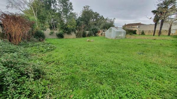 Terrain à vendre |  Lesparre-Médoc |  426 m²