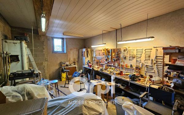 Maison à vendre    6 pièces • 225 m2 Crevant-Laveine