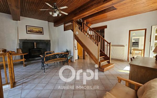 Maison à vendre    6 pièces • 225 m2 Crevant-Laveine