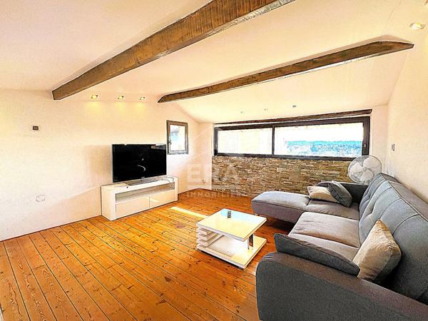 Belle maison de village avec extérieur !