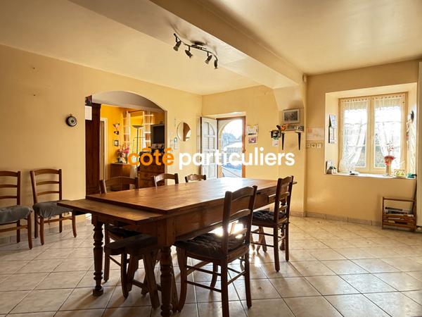 Vente Maison78,8 m² - 4 Pièces - ERNEE (53500)