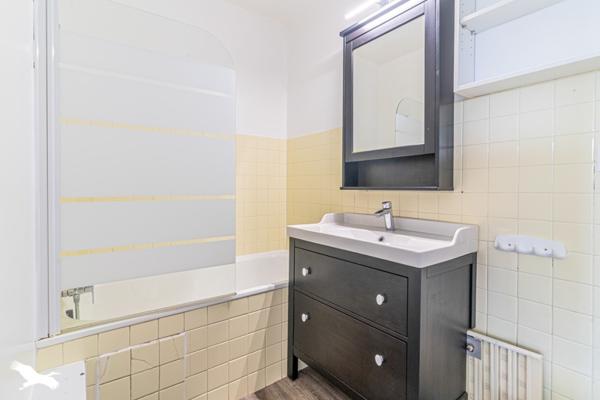 Appartement 179 655 € Bordeaux 2 p 46 m² DPE E