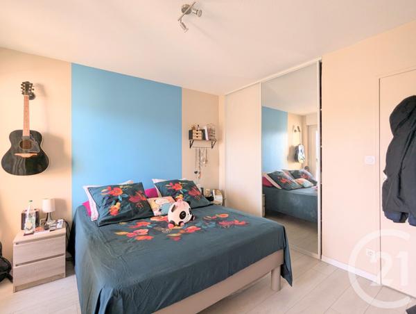 Appartement T4 à vendre  4 pièces - 99,19 m2 BARBERAZ - 73