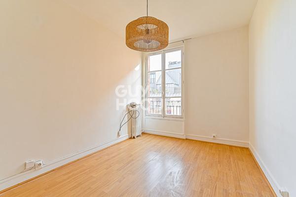 2 pièces - Dugommier (L6) - En étage - Calme - Lumineux