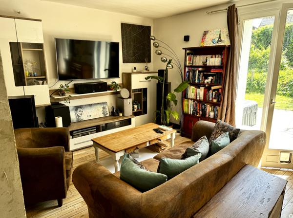 Gilles (28260) Maison familiale - Jardin/Garage