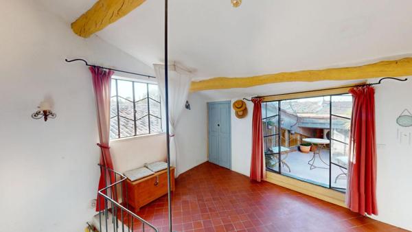 FLAYOSC CENTRE VILLAGE MAISON DU XVIIe, TERRASSE TROPEZIENNE