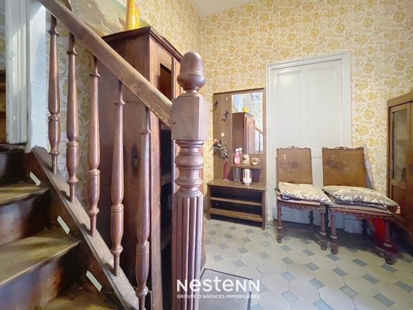 A VENDRE - Plaisance du Touch - Centre ville -Superbe maison T6 avec jardin et 2 garages