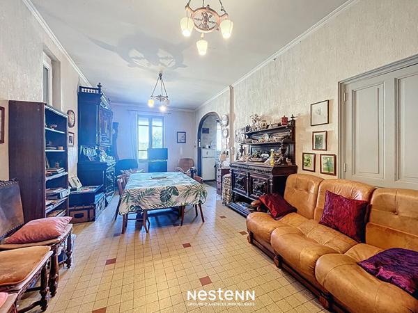 A VENDRE - Plaisance du Touch - Centre ville -Superbe maison T6 avec jardin et 2 garages