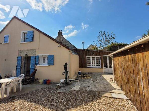 Maison ancienne 4 chambres garage