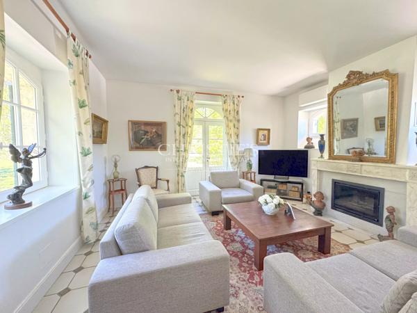 Villa familiale avec piscine, à deux pas de Royan et des plages