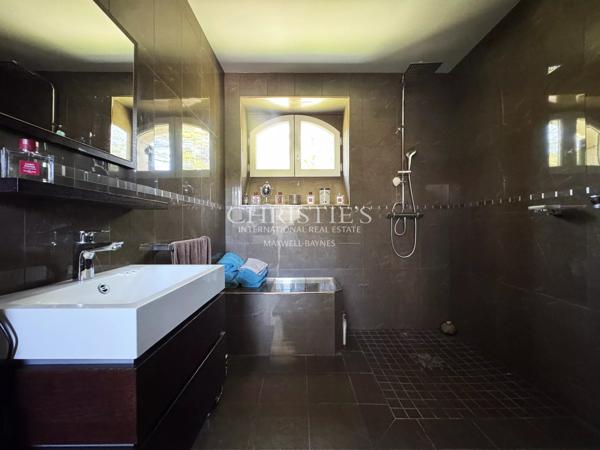 Villa familiale avec piscine, à deux pas de Royan et des plages