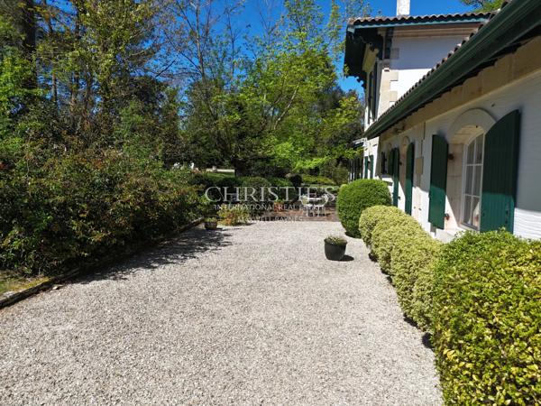 Villa familiale avec piscine, à deux pas de Royan et des plages
