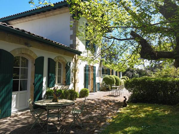 Villa familiale avec piscine, à deux pas de Royan et des plages