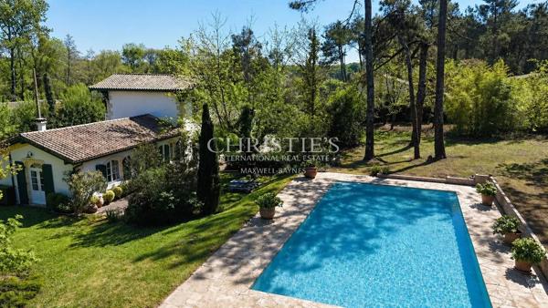 Villa familiale avec piscine, à deux pas de Royan et des plages
