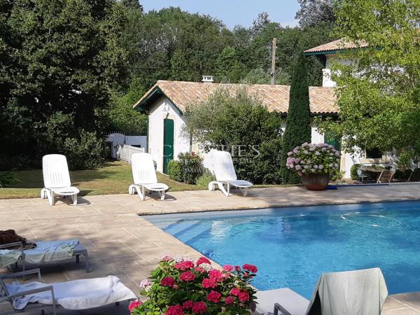 Villa familiale avec piscine, à deux pas de Royan et des plages