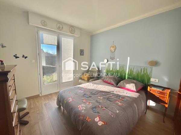 Maison avec préau de 100m2, 4 chambres sur un terrain de 570m2