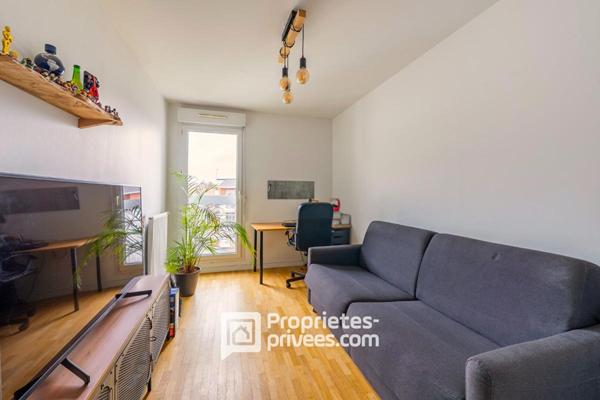 Bel appartement lumineux de 5 pièces sur Massy-Atlantis