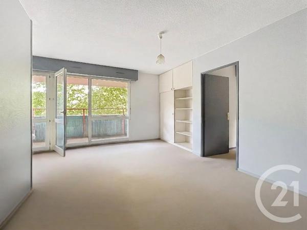 Appartement T2 à vendre  2 pièces - 47,75 m 2   BRUGES  - 33