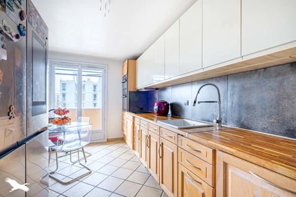 Appartement à vendre |                                       Bron |                                        5 pièces  |  103,4 m²
