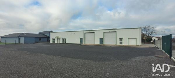 Location local d’activité 396 m² Saint-Jean-Kourtzerode