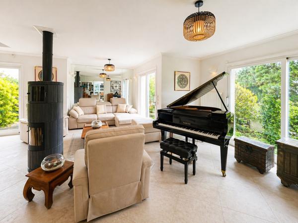 Maison 6 pièces - 165 m²