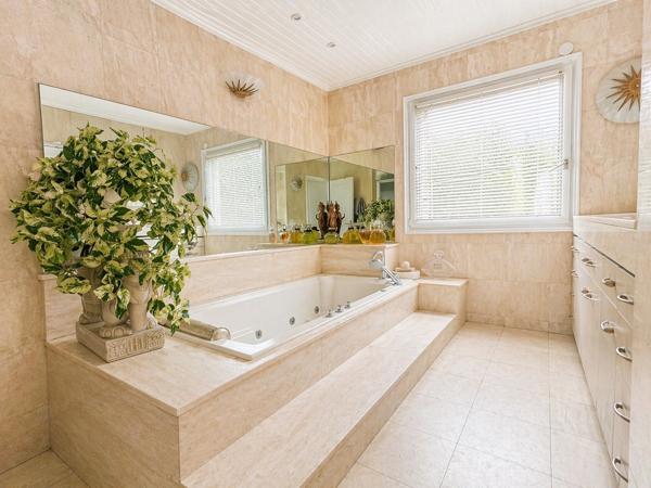 Maison 6 pièces - 165 m²