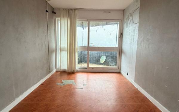 Appartement à vendre    3 pièces • 56,56 m2 Grigny