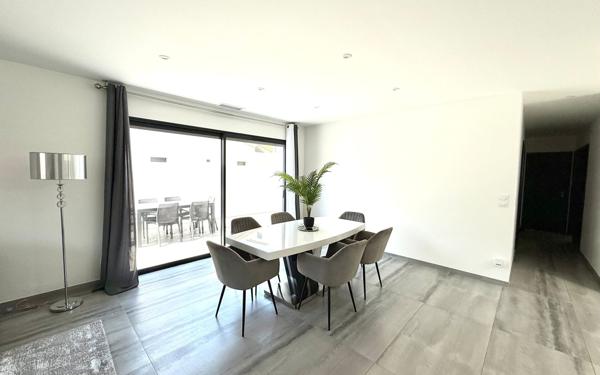 Maison à vendre    4 pièces •  Perpignan