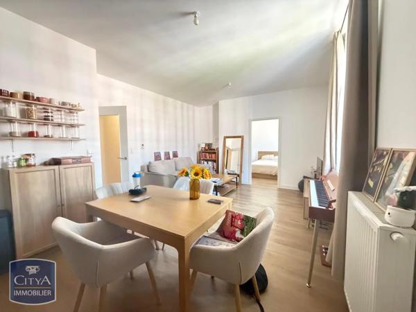 Appartement à louer 2 pièces 46.9m² Arras (62000)