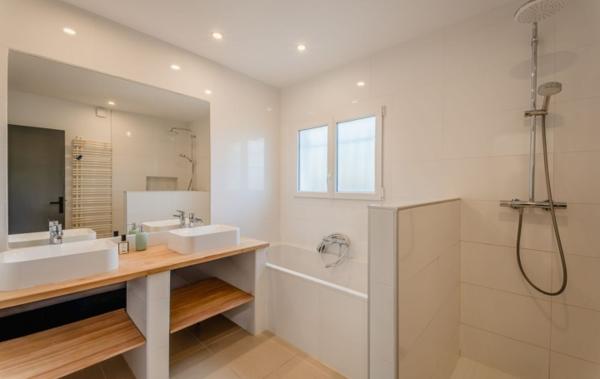 Vente Maison Villa de plain-pied rénovée Bessan