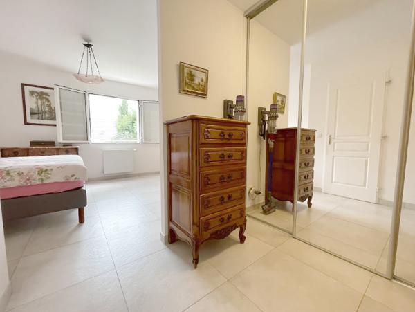 Saclay (91400) MAISON au VAL -QUARTIER CALME -PROCHE FORET - maison 140m2 utiles avec du POTENTIEL - DPE B - ETAT IMPECCABLE