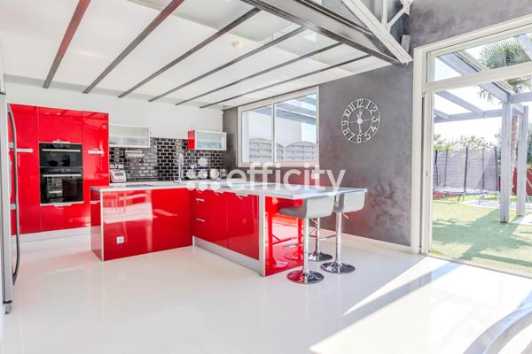 Maison 9 pièces - 260 m² Bien prestige