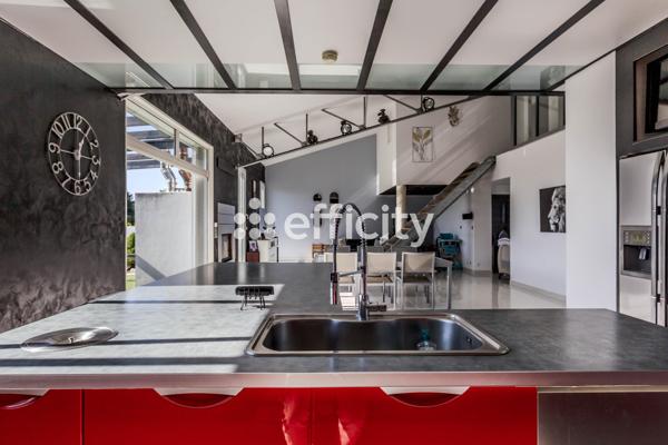 Maison 9 pièces - 260 m² Bien prestige