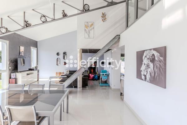 Maison 9 pièces - 260 m² Bien prestige