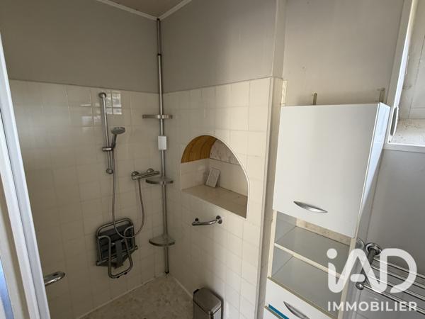 Maison à vendre 6 pièces 193 m² Genac-Bignac