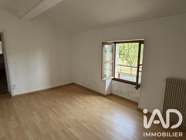 Maison à vendre 6 pièces 193 m² Genac-Bignac