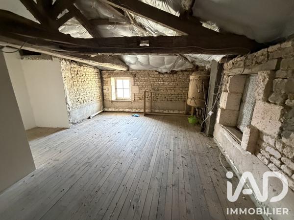 Maison à vendre 6 pièces 193 m² Genac-Bignac