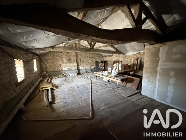 Maison à vendre 6 pièces 193 m² Genac-Bignac